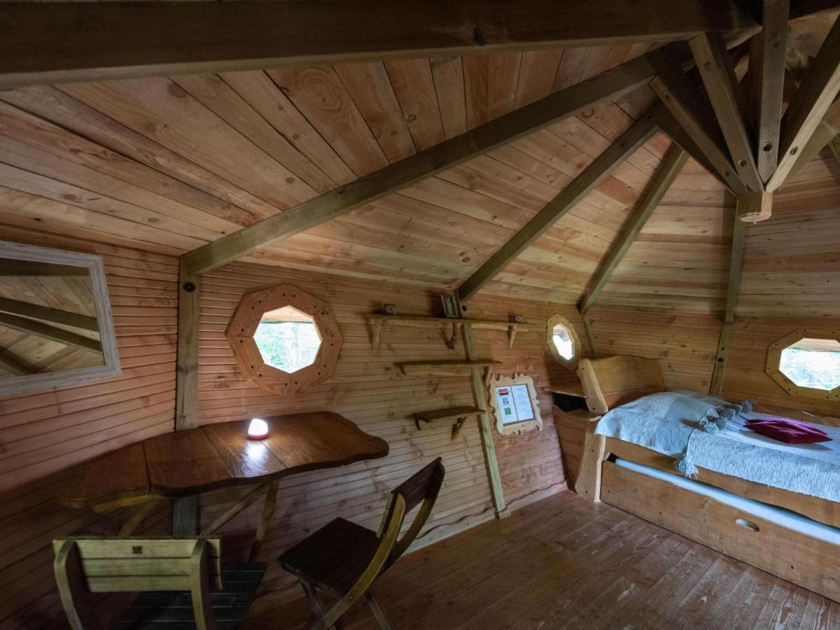 Les Cabanes De Labrousse Saint-Julien-Labrousse Экстерьер фото